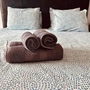Marina View In Town Center Sea View Lagos